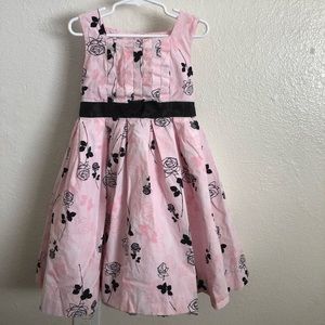 Girls dress